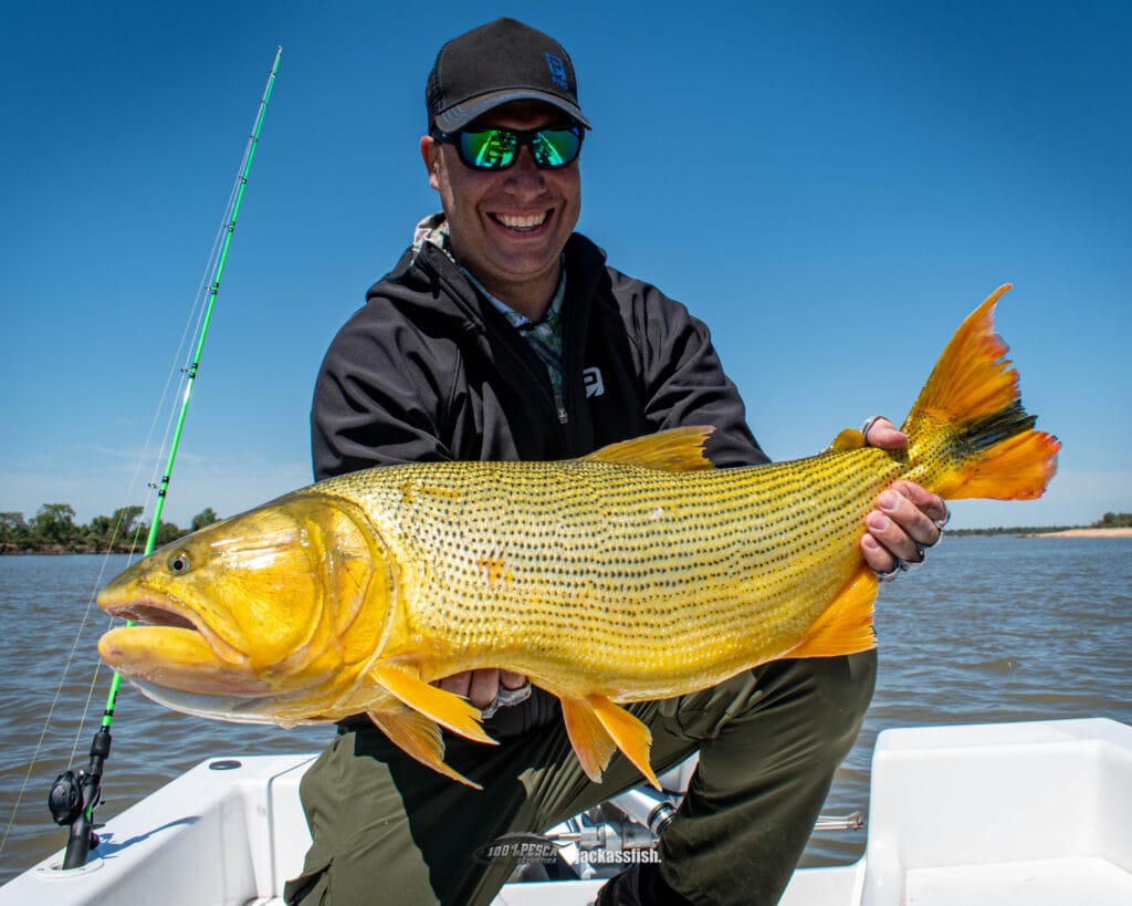 Que me pone alegre y me puede hacer enojar