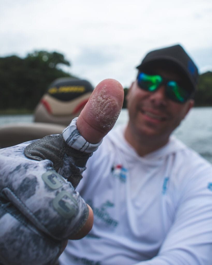 La firma de los catch&release de los tucunares